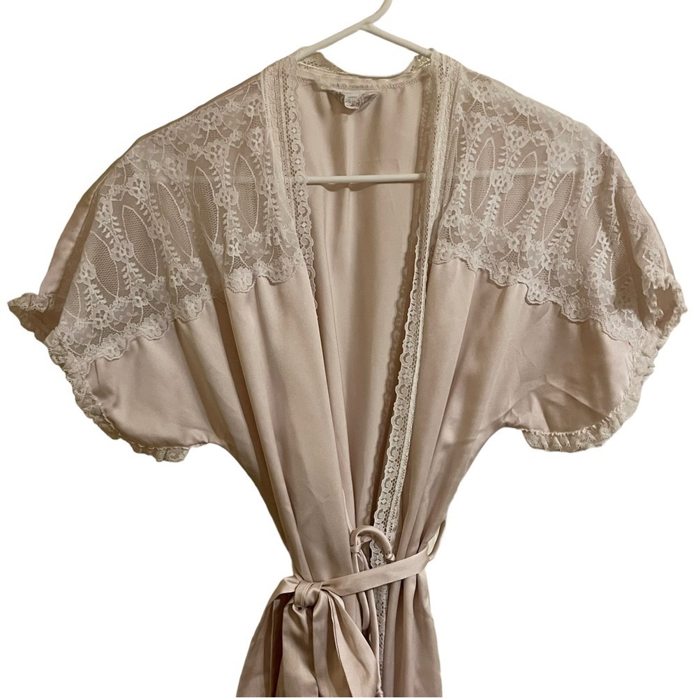 Carole Hochman Beige Lace Trimmed Satin Feel Robe Size Small - Picture 7 of 12